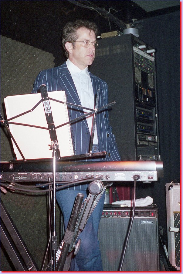 2000-08-06DAVE_DAVIES08KRISTIAN_HOFFMAN.jpg
