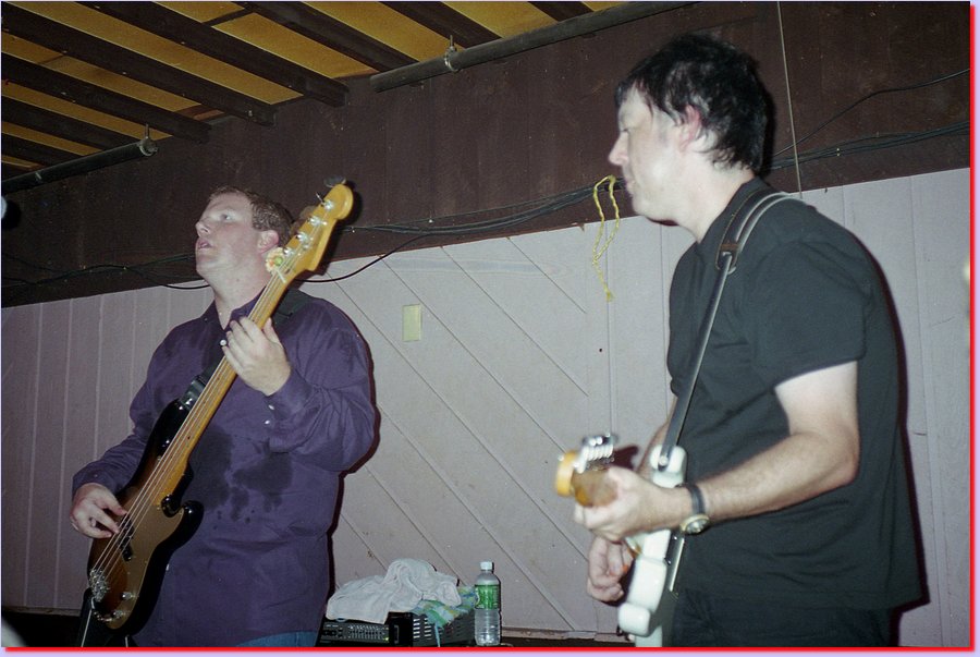 2000-08-09DAVE_DAVIES21DAVID_JENKINS-JONATHAN_LEA.jpg
