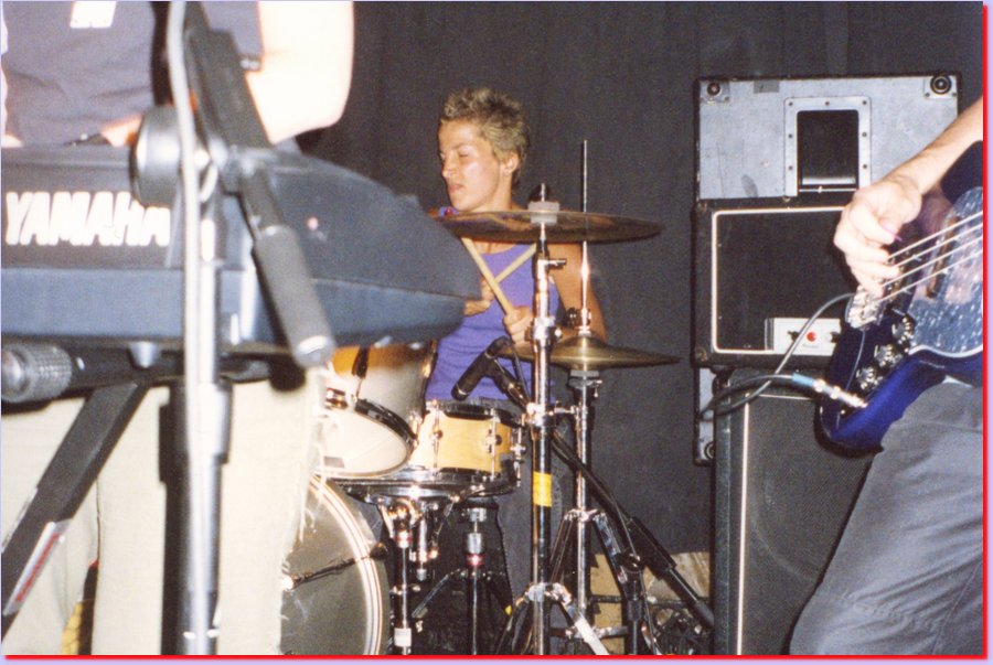 2001-08-02DAVE_DAVIES09LAVA_BABY.jpg