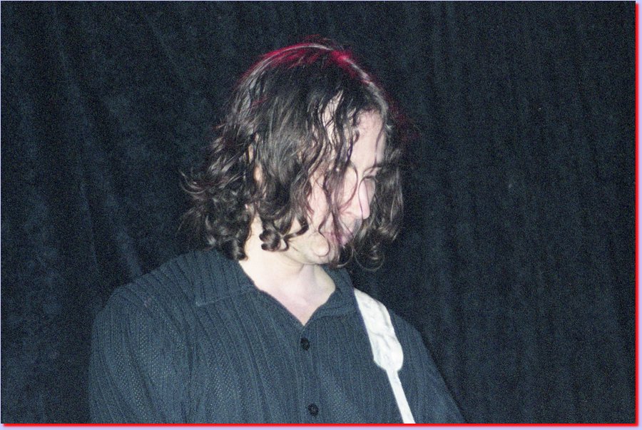 2002-04-27davedavies29brian_myers.jpg