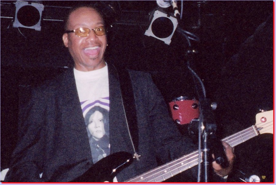 2003-05-08dave_davies19derrick_anderson.jpg