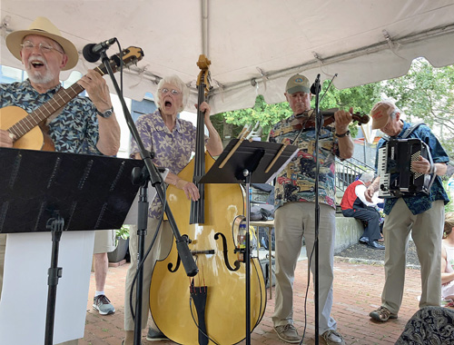 Sea Shanty Chorus